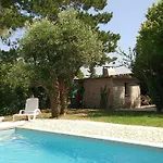 Chez Magali Chamaret