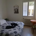 Chez Magali Chamaret